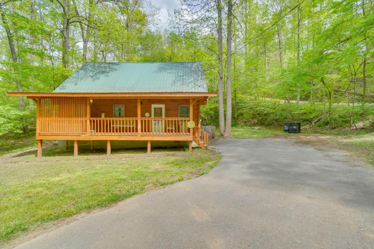 Cabin With Hot Tub About 6 Mi To Downtown Gatlinburg! ภายนอก รูปภาพ