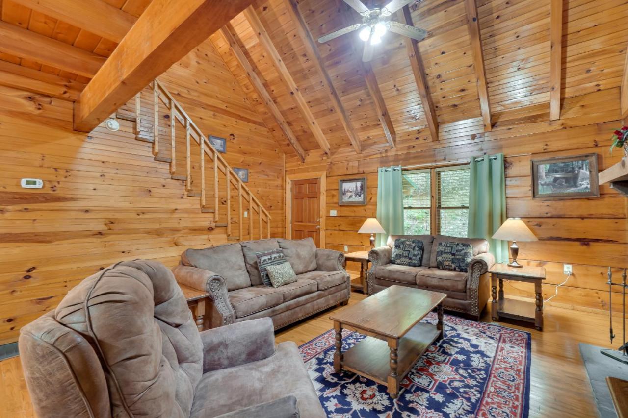 Cabin With Hot Tub About 6 Mi To Downtown Gatlinburg! ภายนอก รูปภาพ