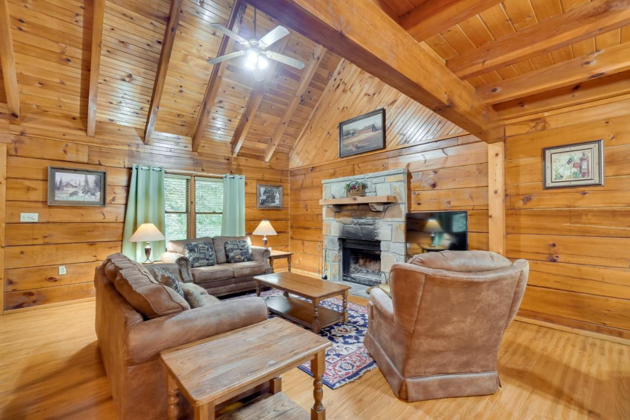 Cabin With Hot Tub About 6 Mi To Downtown Gatlinburg! ภายนอก รูปภาพ